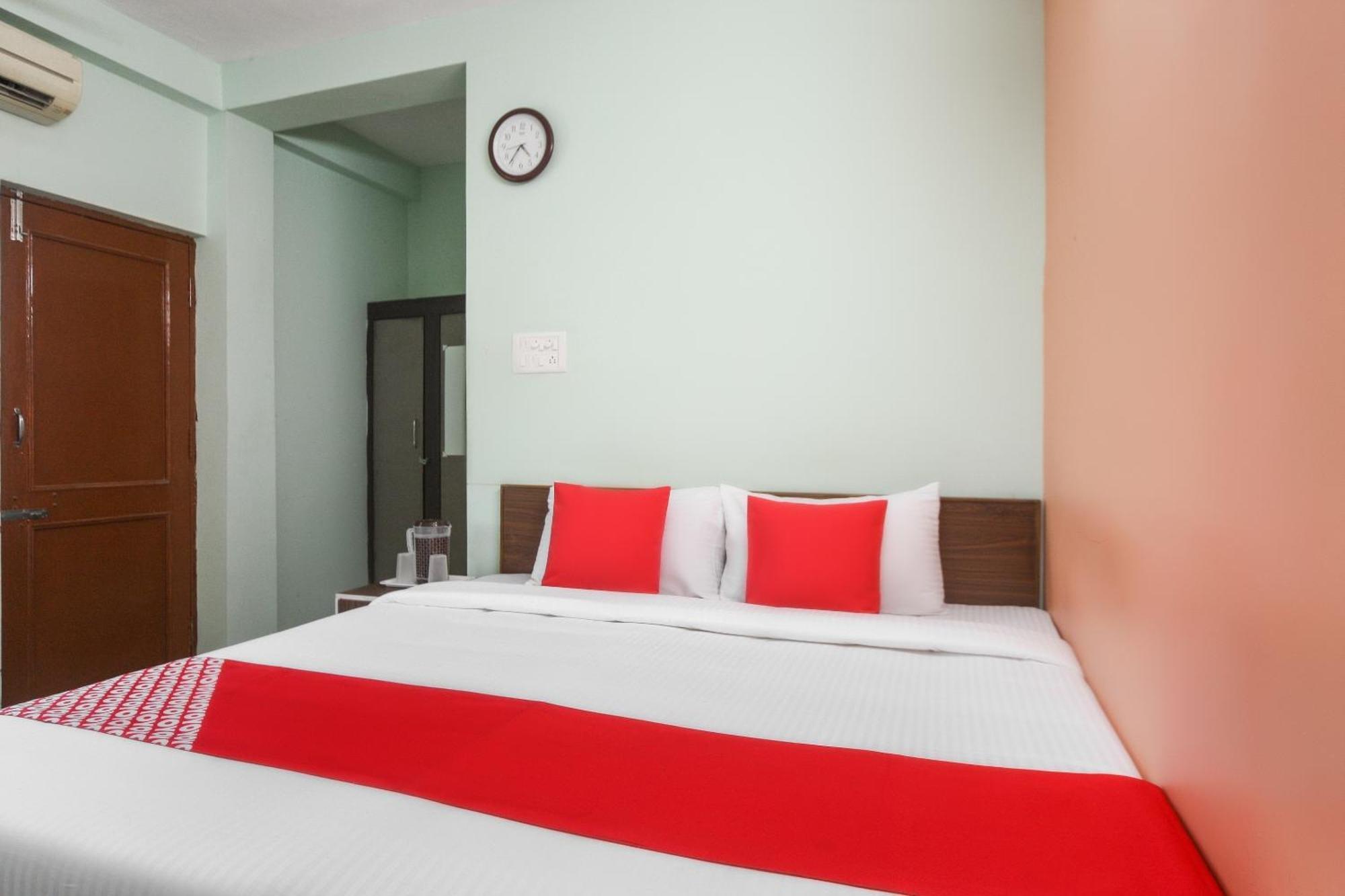 Oyo Modern Guest House Chennai Exteriör bild