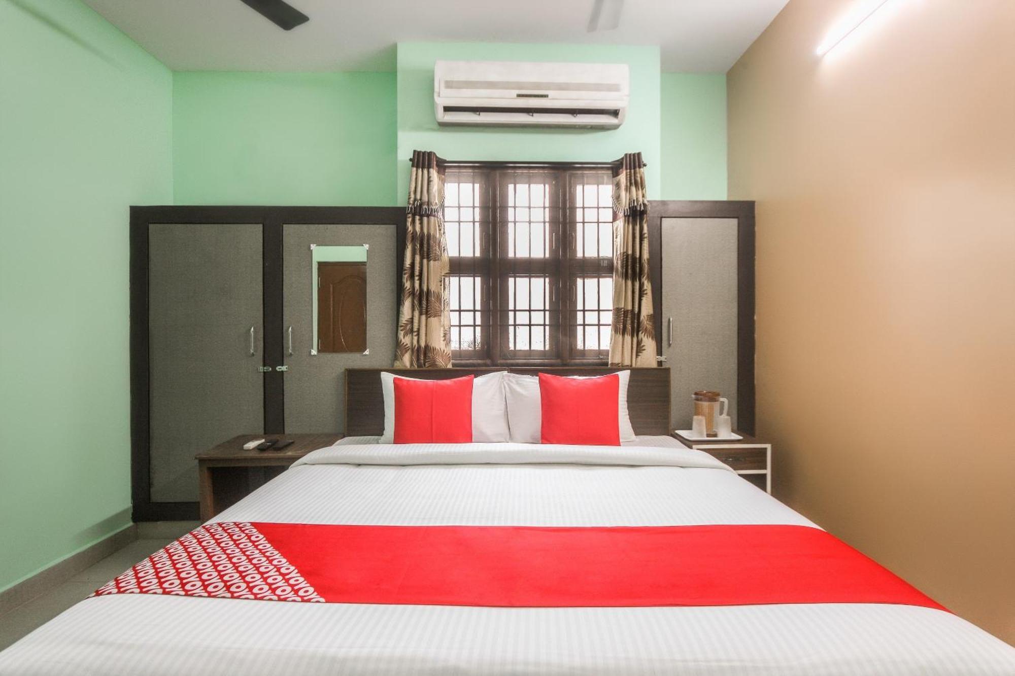 Oyo Modern Guest House Chennai Exteriör bild