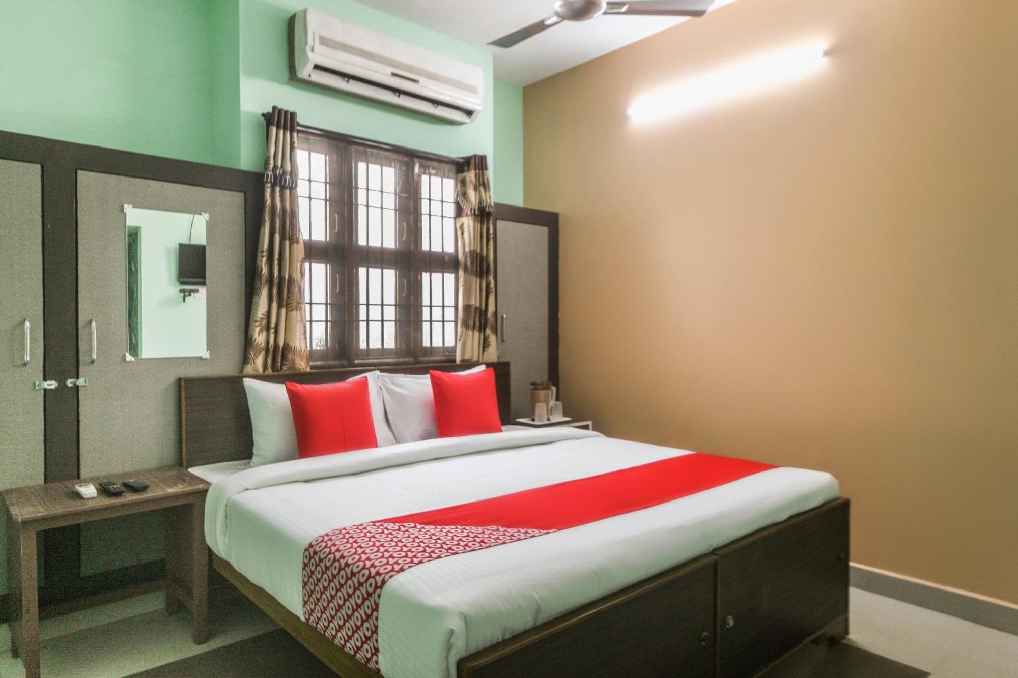 Oyo Modern Guest House Chennai Exteriör bild