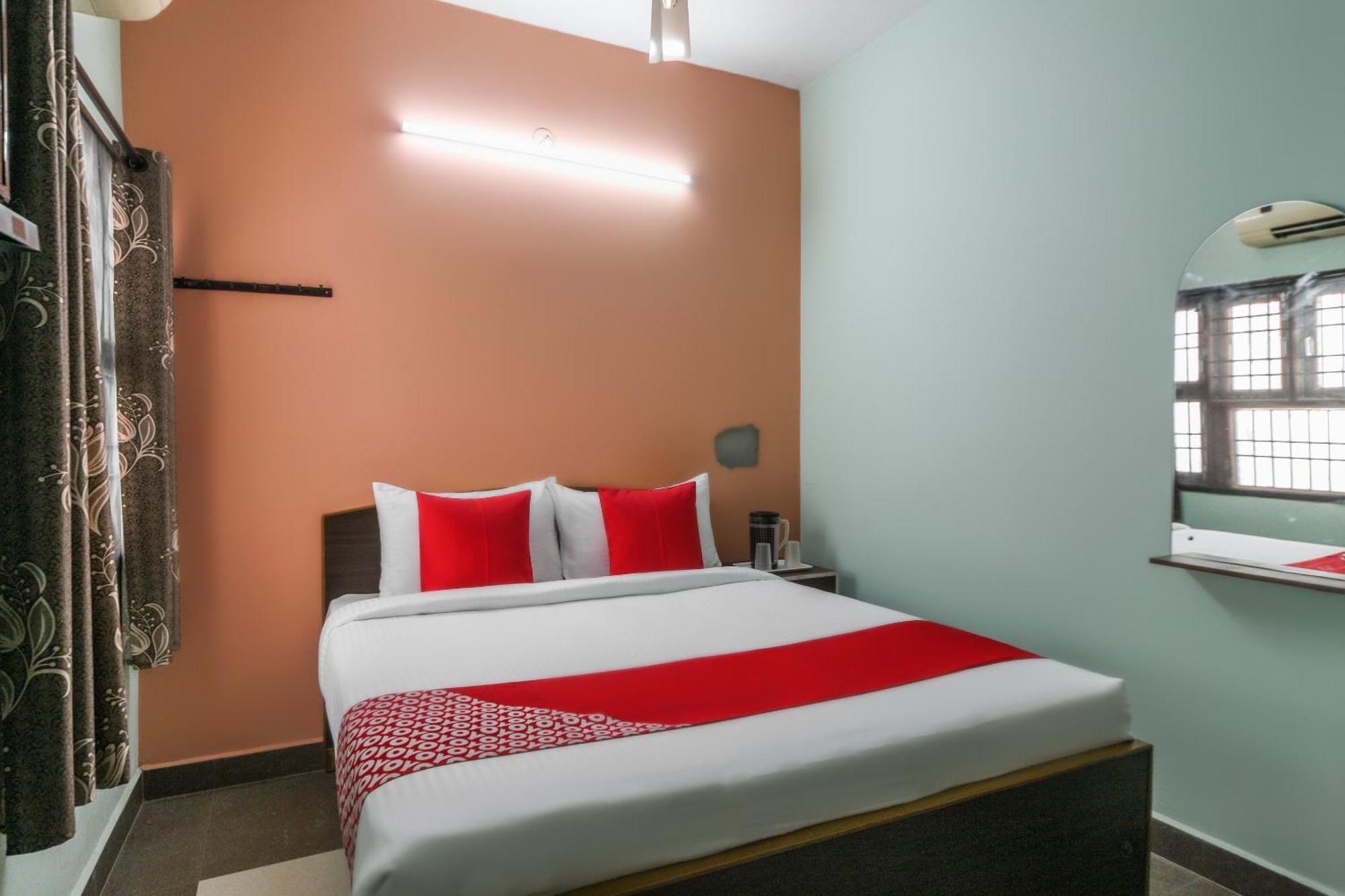 Oyo Modern Guest House Chennai Exteriör bild