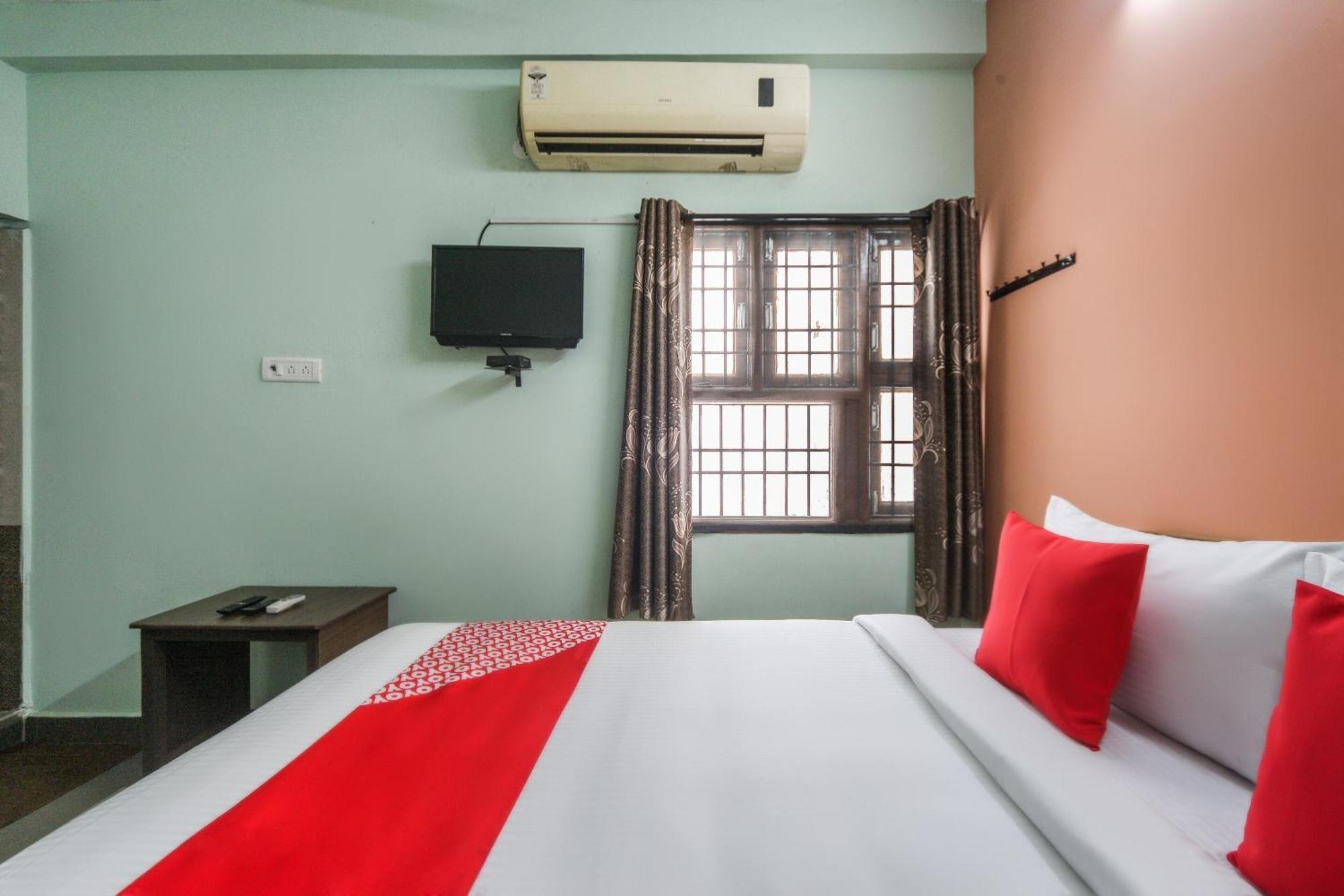 Oyo Modern Guest House Chennai Exteriör bild