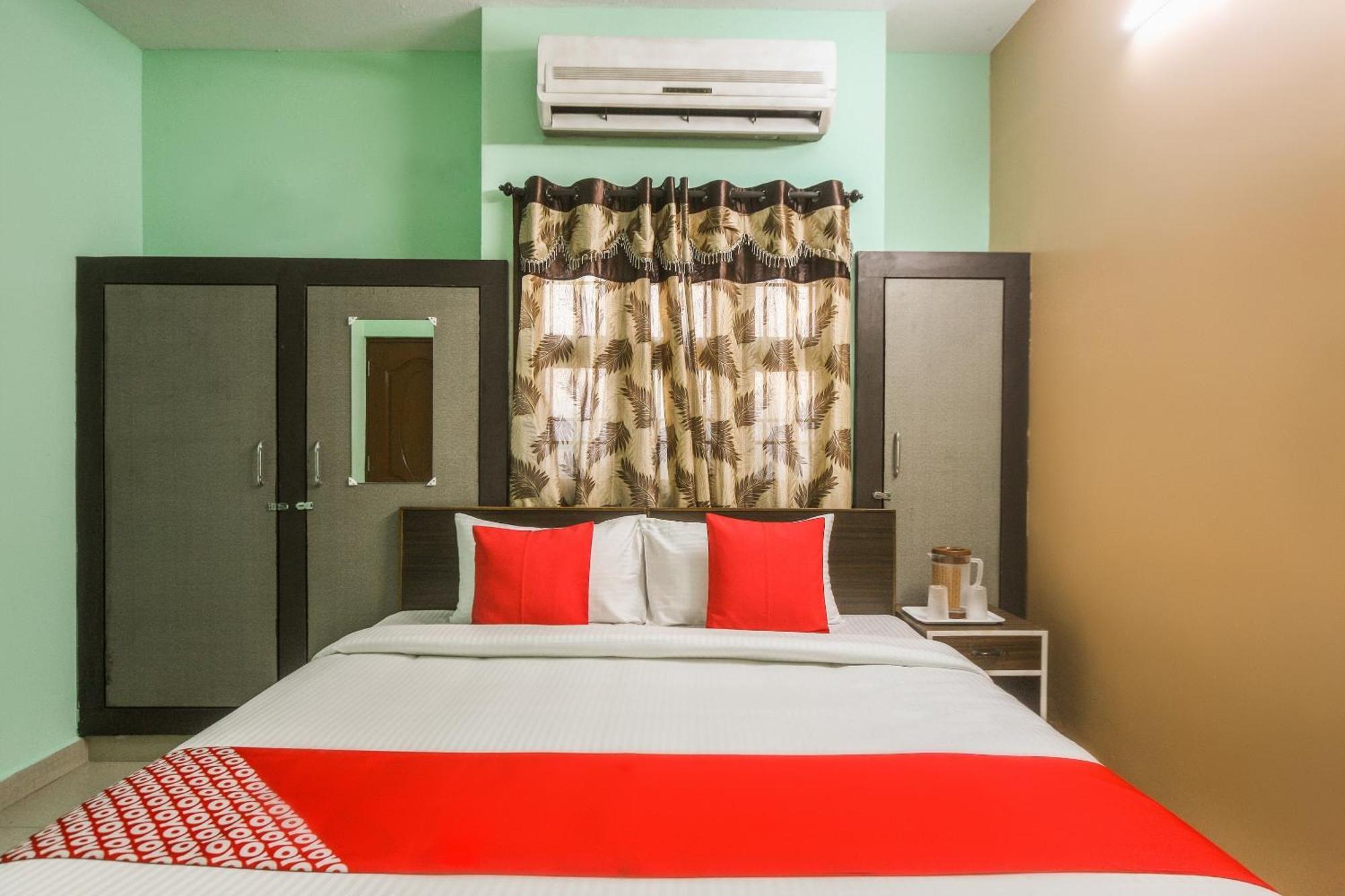 Oyo Modern Guest House Chennai Exteriör bild