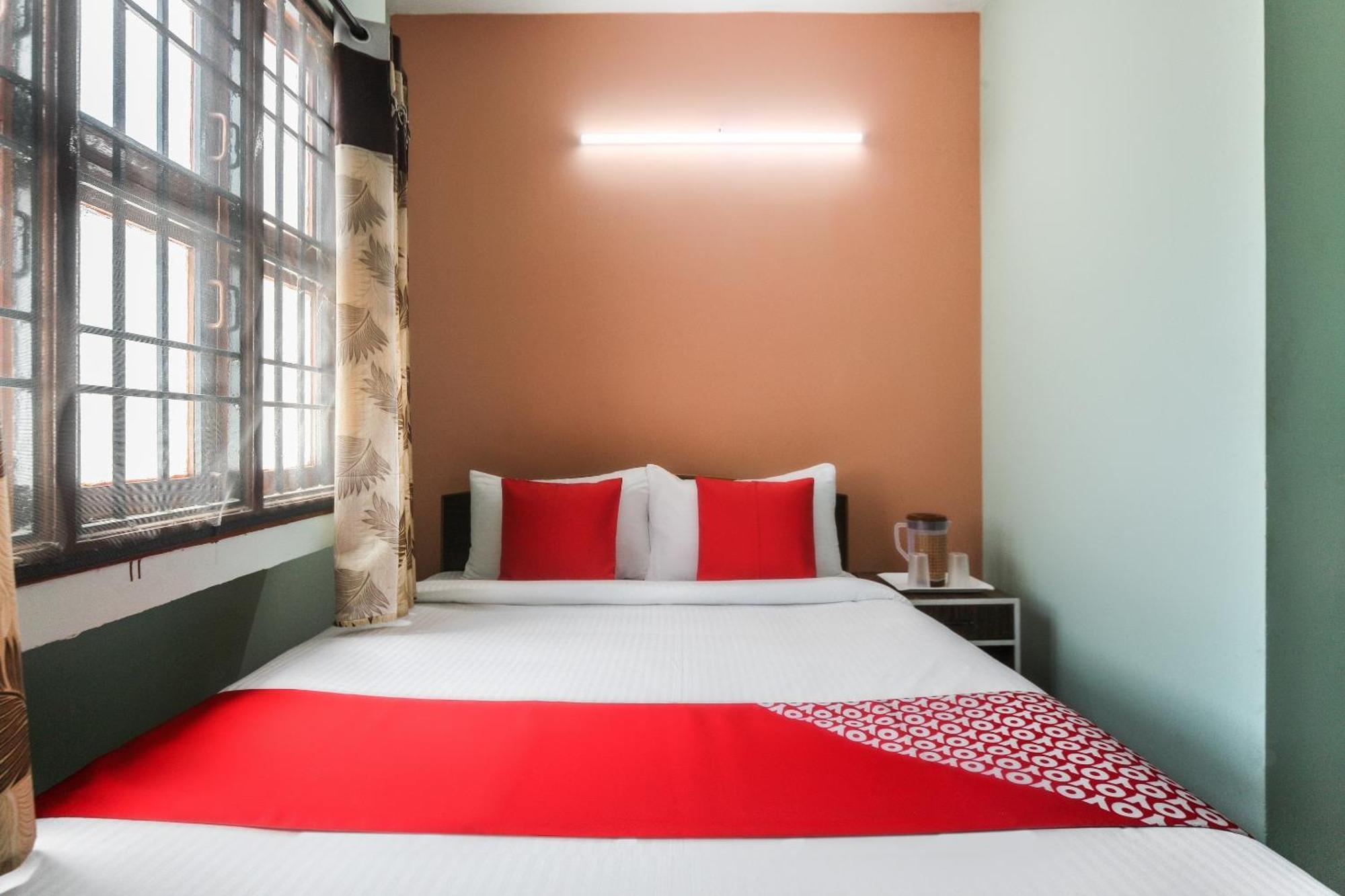Oyo Modern Guest House Chennai Exteriör bild